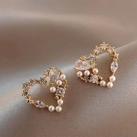 Heartfelt Pearl Earrings