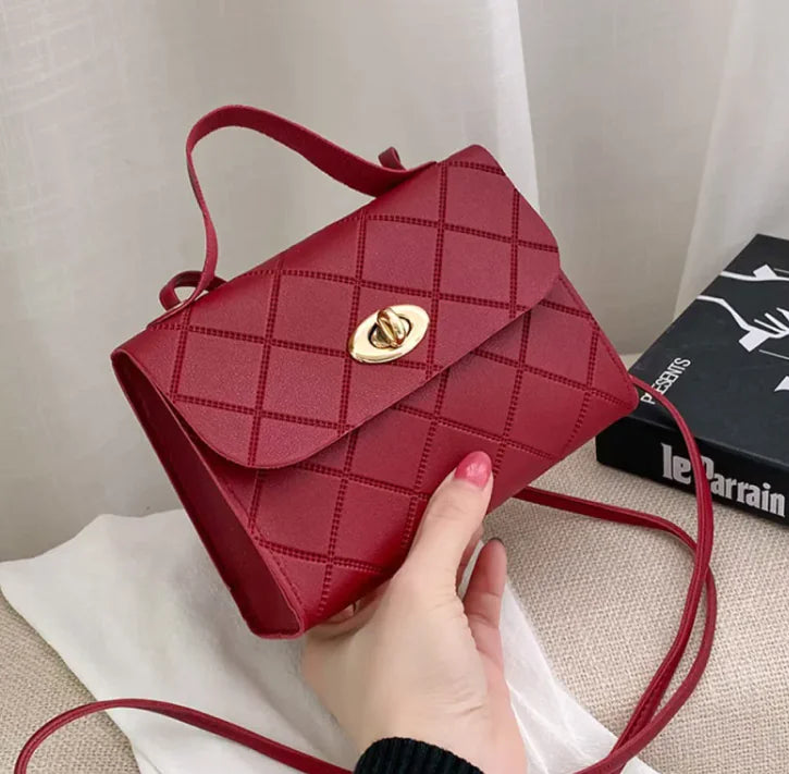 Rhombus Pattern Mini Handbag